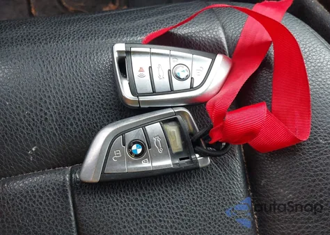 2015 BMW X5 xDrive35I z USA, uszkodzony, nr VIN 5UXKR0C56F0K63784